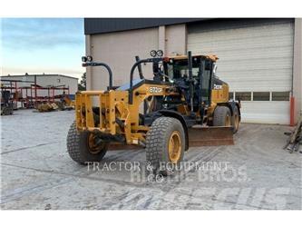John Deere 872GP Grejdry