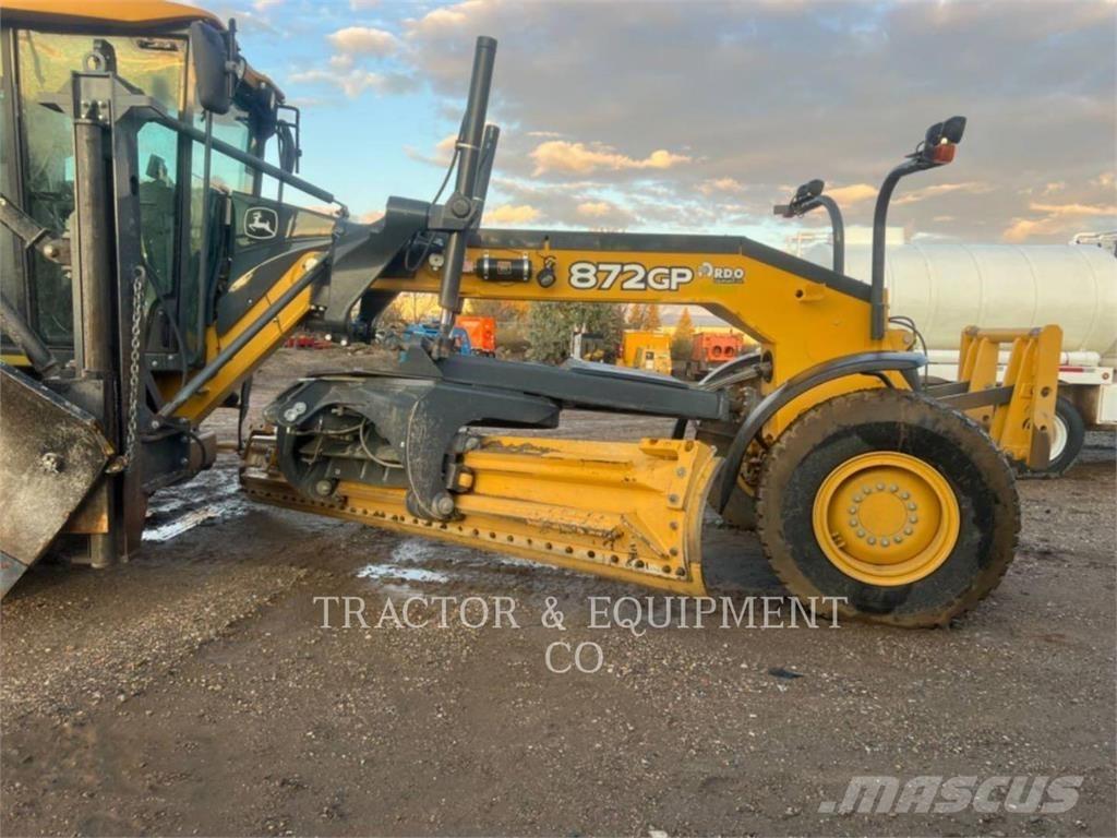 John Deere 872GP Grejdry