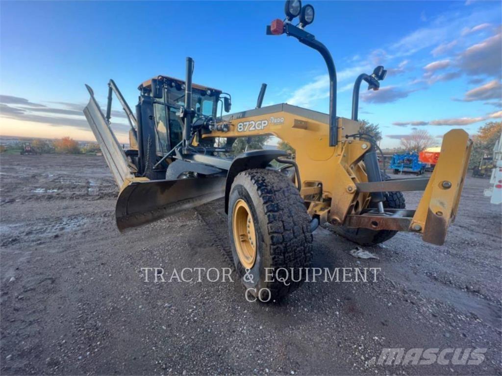 John Deere 872GP Grejdry
