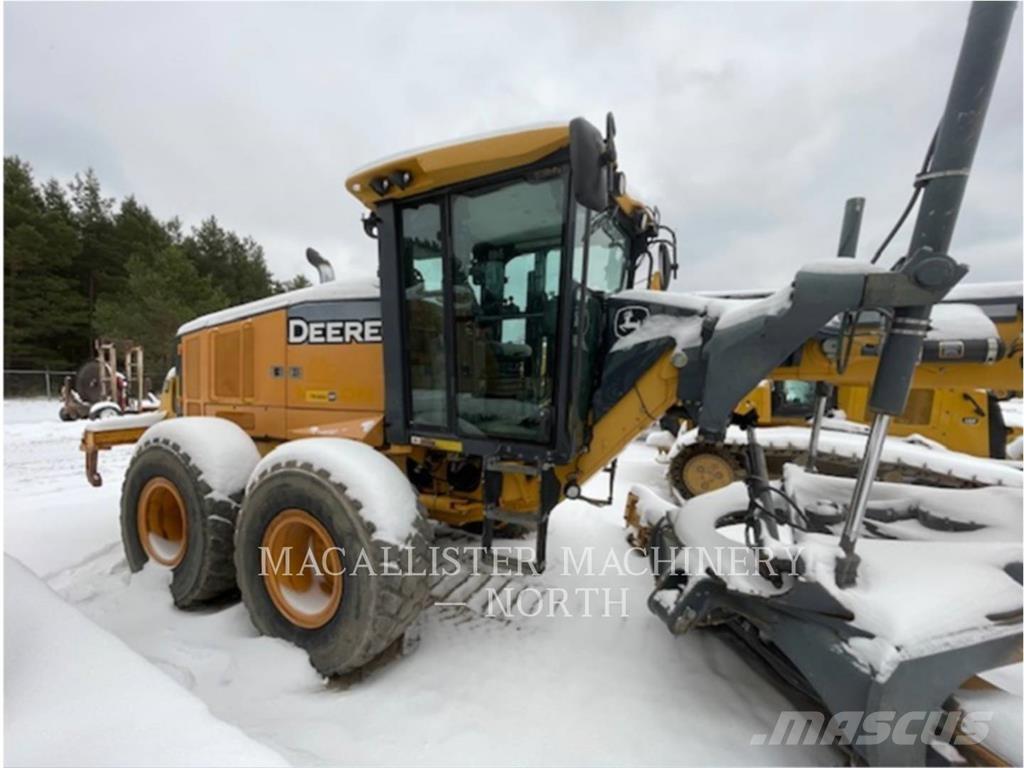 John Deere 872GP Grejdry