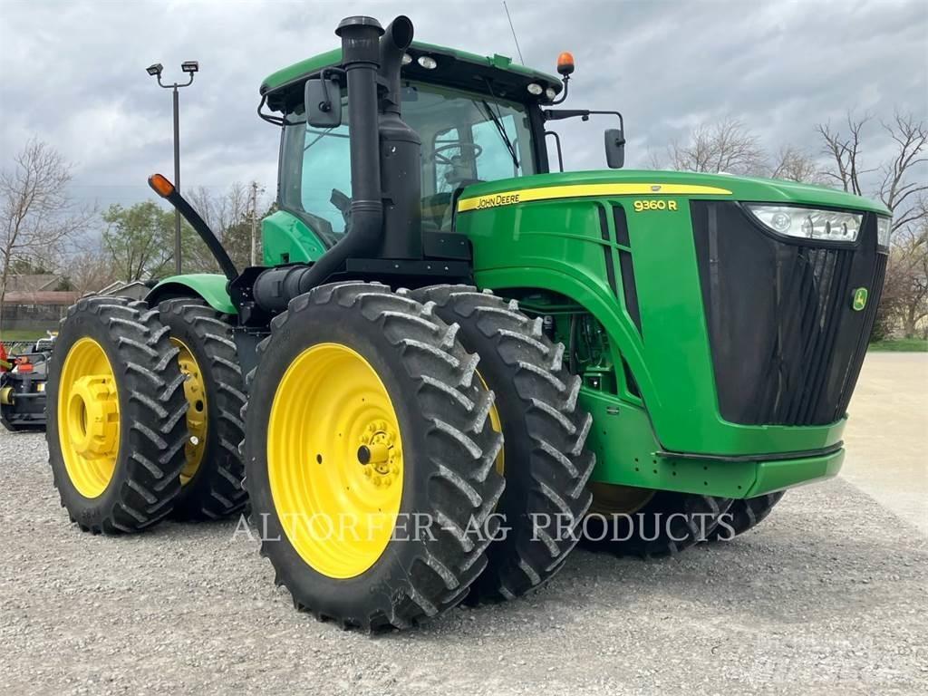John Deere 9360R Traktory
