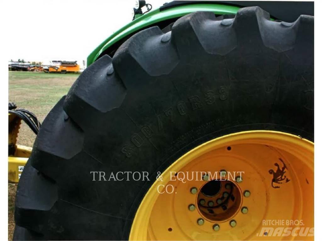 John Deere 9520R Traktory