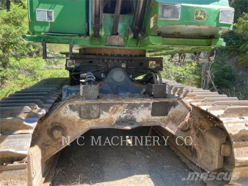 John Deere 959K Lesní traktory