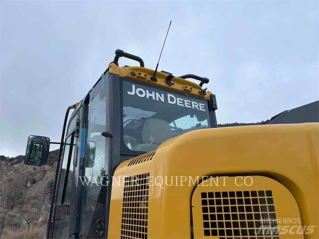 John Deere & CO. 135G Pásová rýpadla