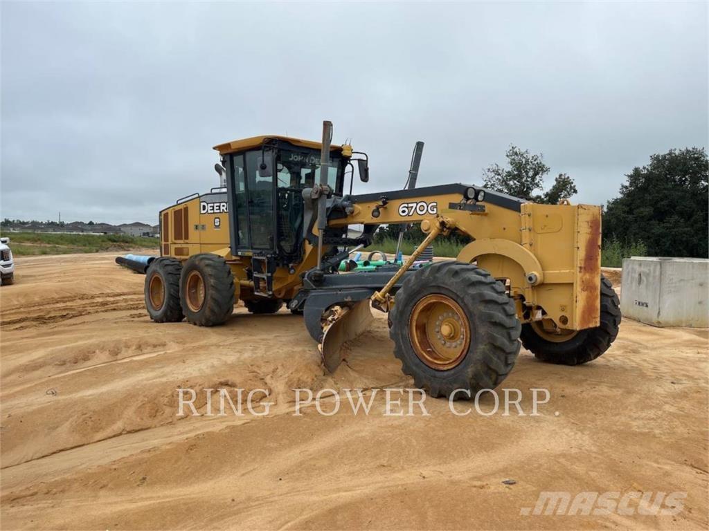 John Deere & CO. 670G Grejdry