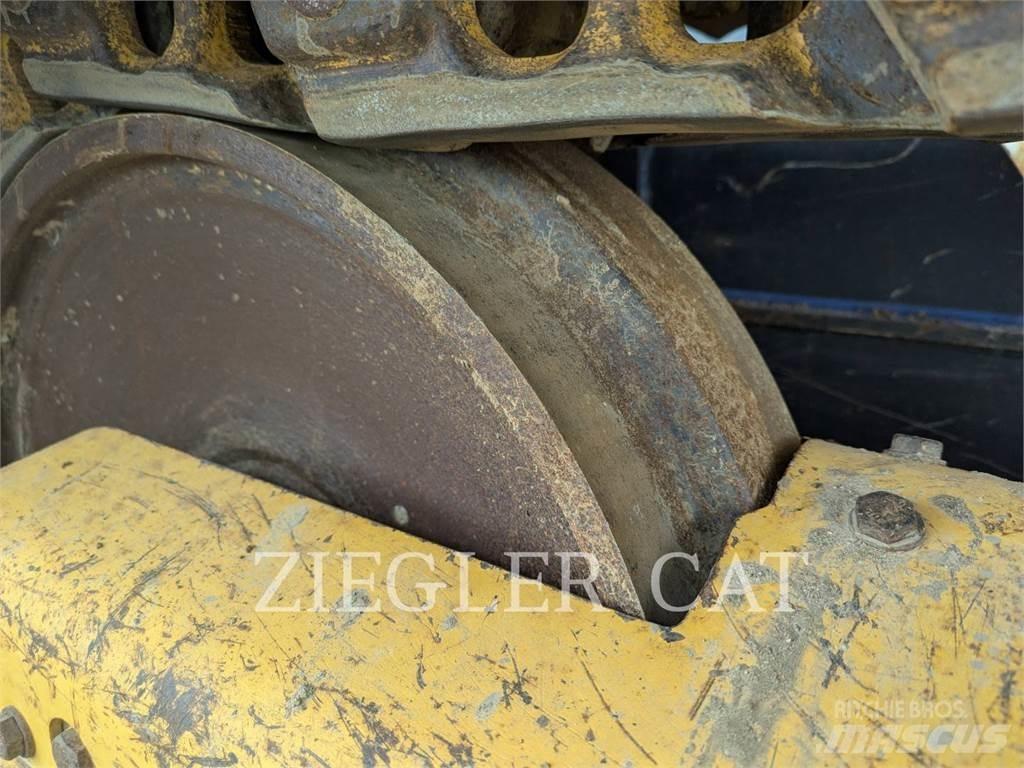 John Deere & CO. 700K Pásové dozery