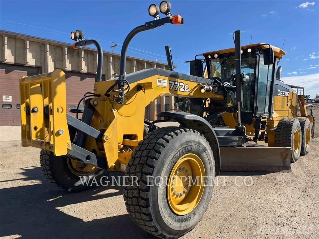 John Deere & CO. 772G Grejdry