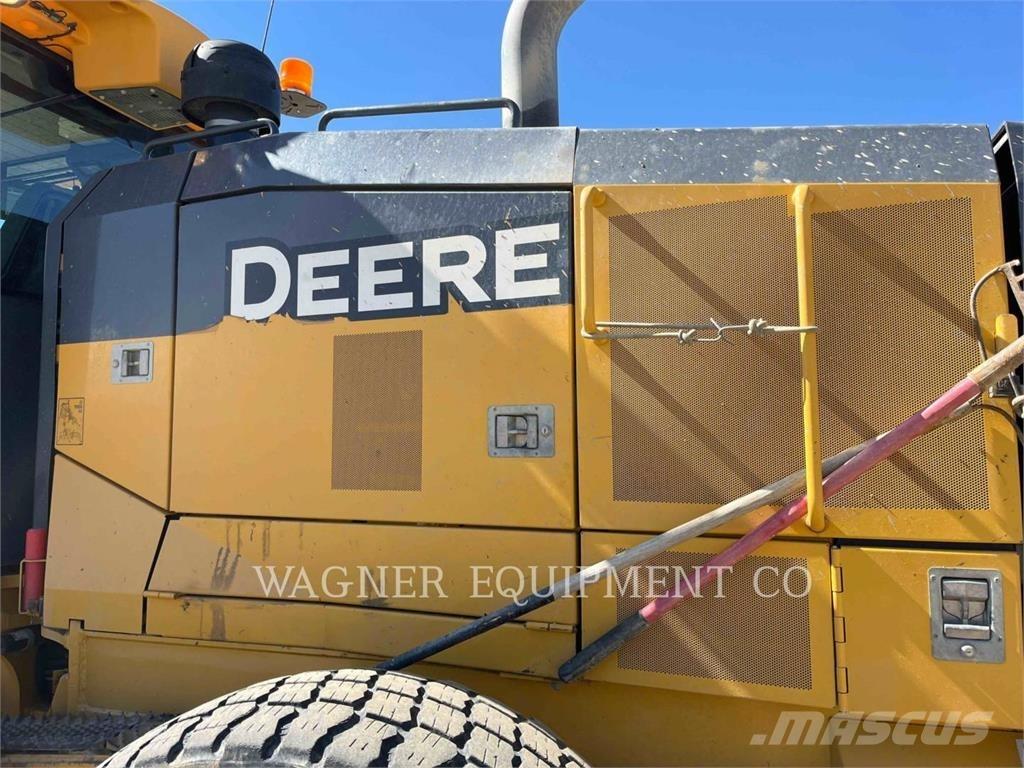 John Deere & CO. 772G AWD Grejdry