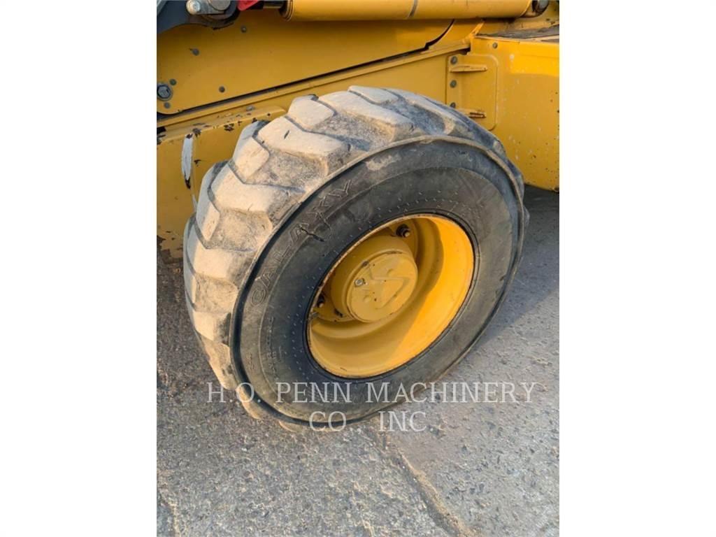 John Deere JD710D Rýpadlo-nakladače