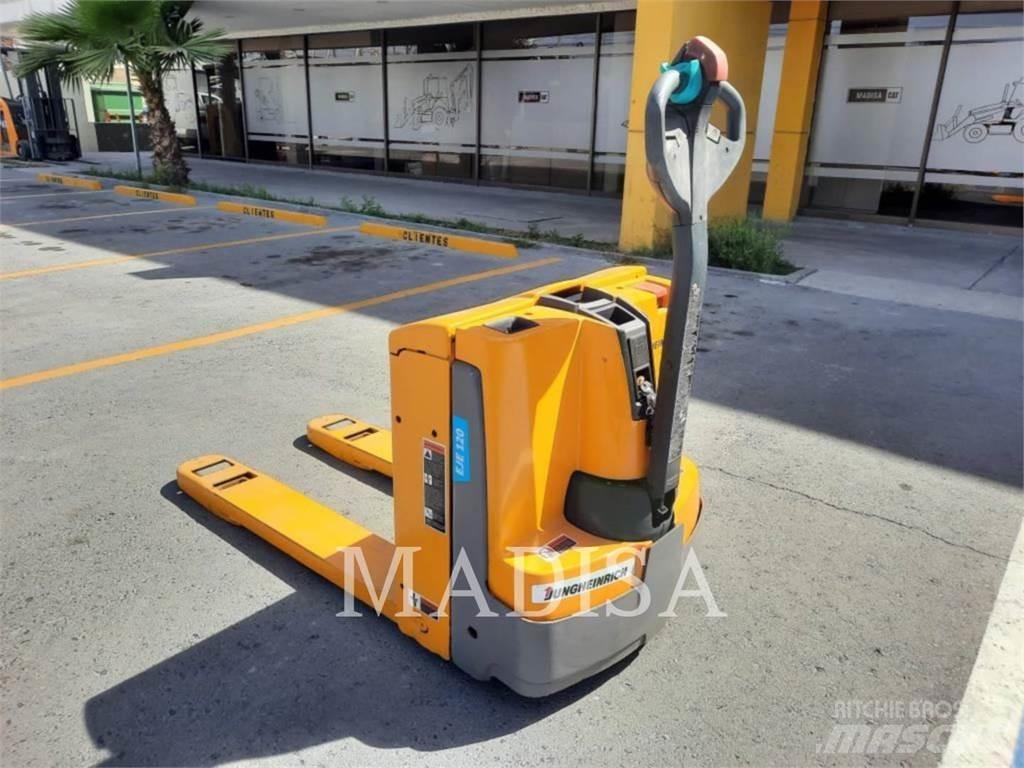 Jungheinrich EJE 120 Akumulátorové vozíky