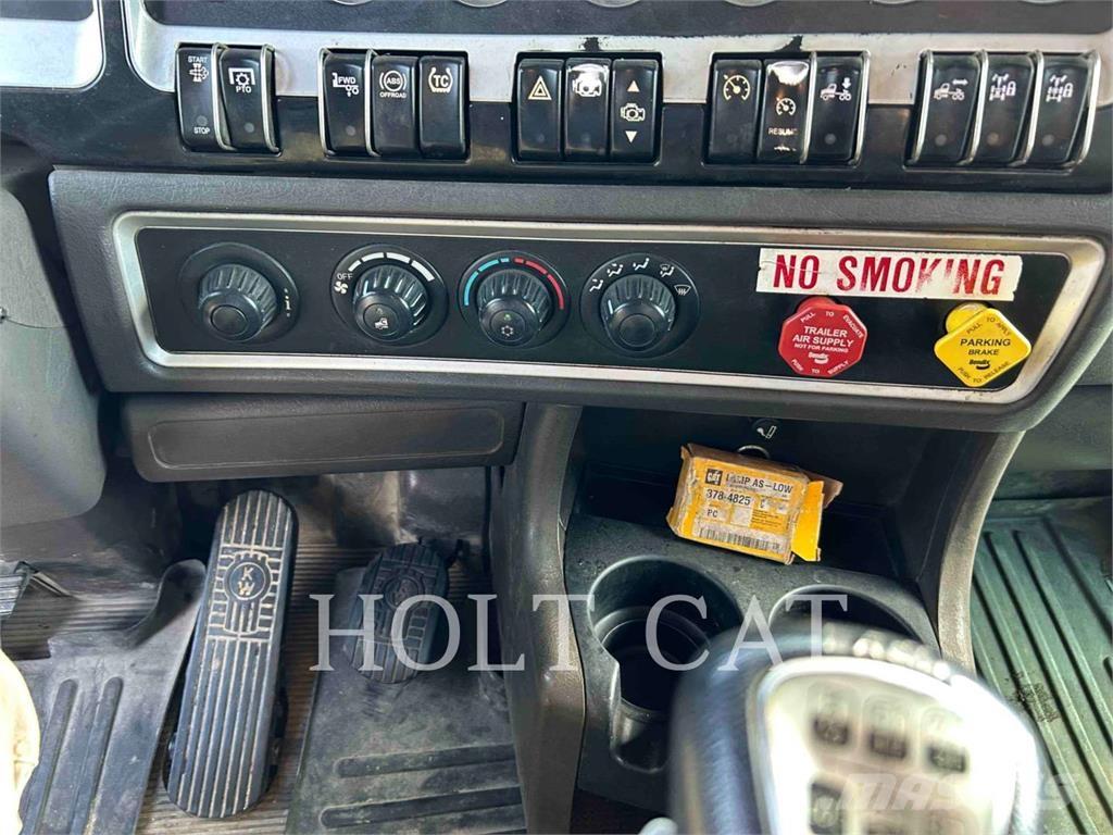 Kenworth T800 Další