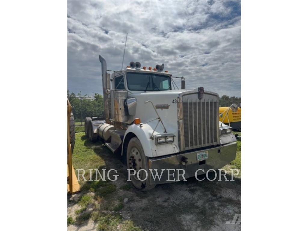 Kenworth W900S Další