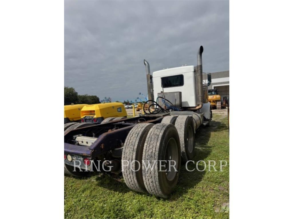 Kenworth W900S Další