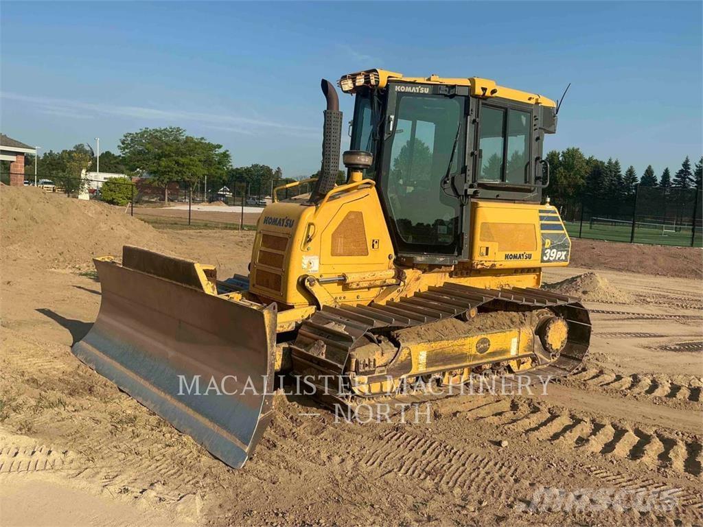 Komatsu D39PX-23 Pásové dozery