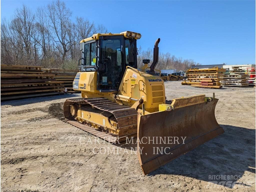 Komatsu D39PX-24 Pásové dozery