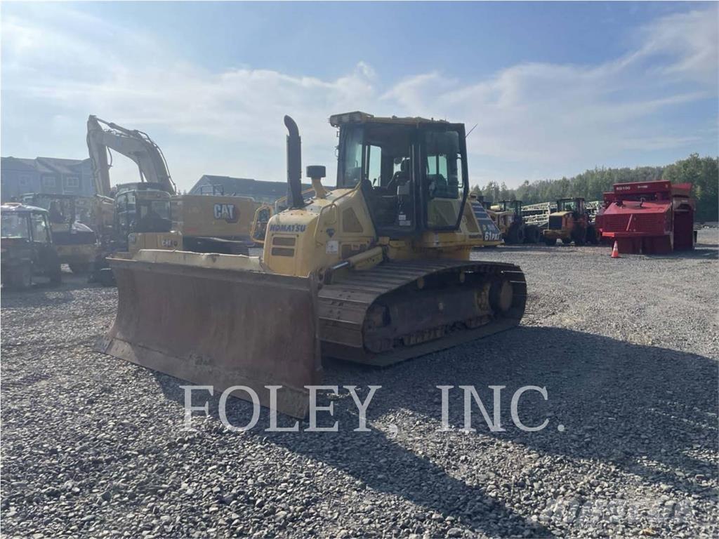 Komatsu D61PX1-23 Pásové dozery
