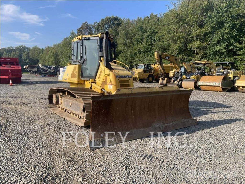 Komatsu D61PX1-23 Pásové dozery