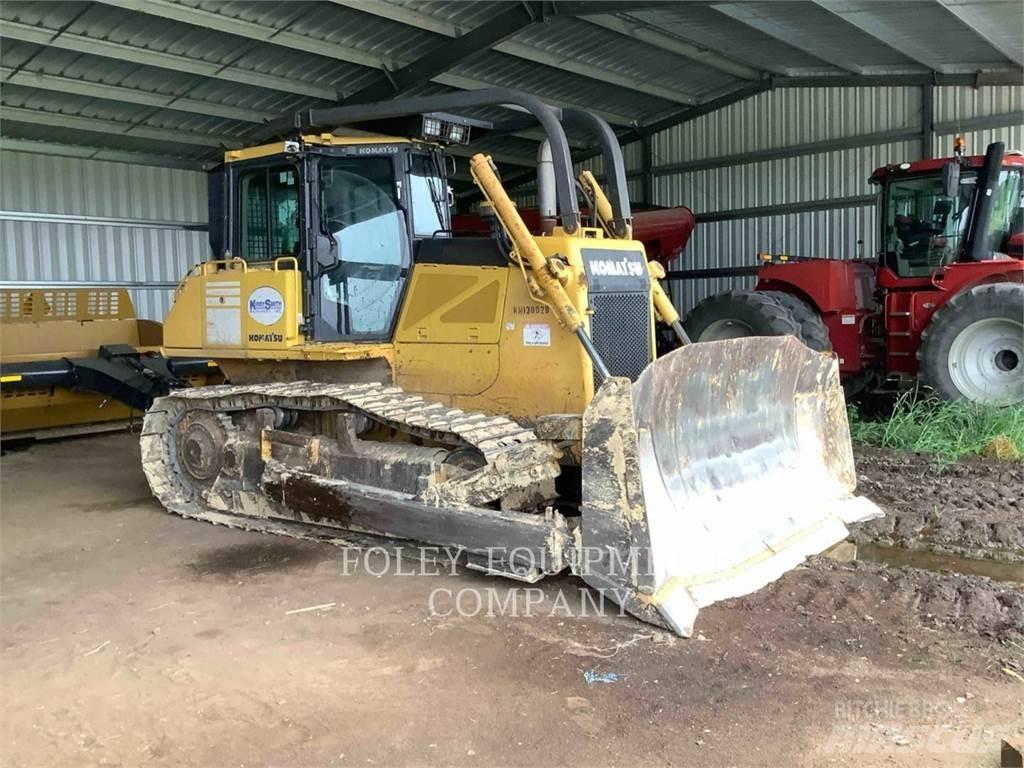 Komatsu D65EX17 Pásové dozery