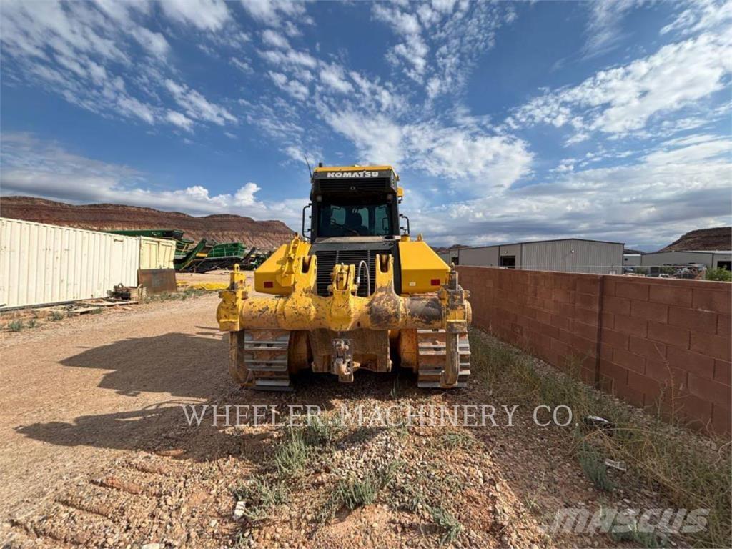 Komatsu D71EXI-24 Pásové dozery