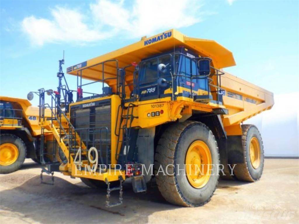 Komatsu HD785-8 Kloubové dempry