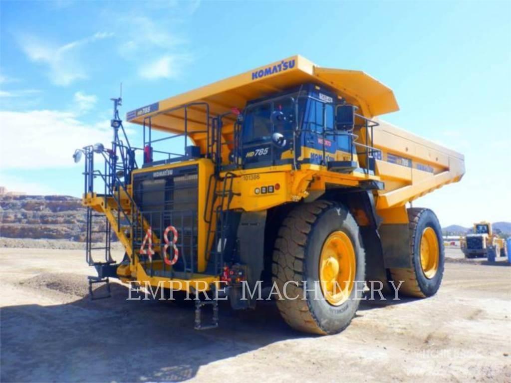 Komatsu HD785-8 Kloubové dempry