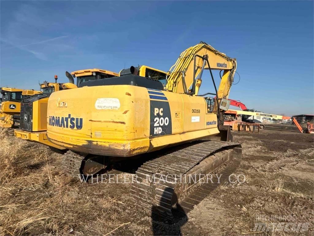 Komatsu PC200-8 Pásová rýpadla