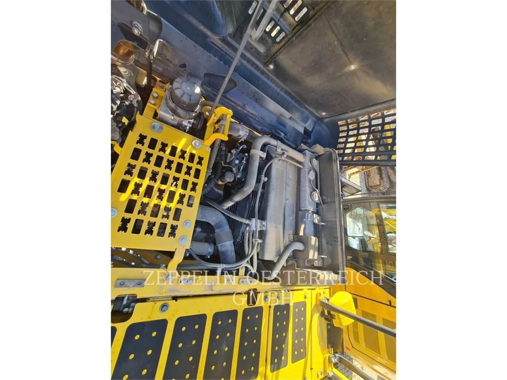 Komatsu PC210LC-11EQ Pásová rýpadla