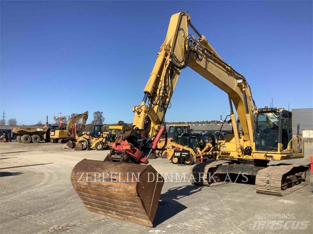 Komatsu PC240 Pásová rýpadla