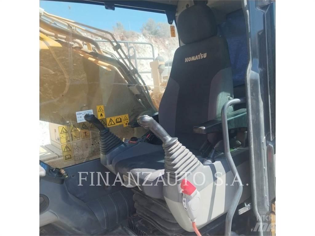 Komatsu PC490 Pásová rýpadla