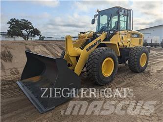 Komatsu WA250-5L Kolové nakladače