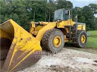 Komatsu WA500 Kolové nakladače