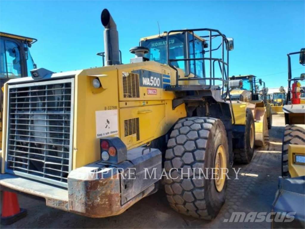 Komatsu WA500-7 Kolové nakladače