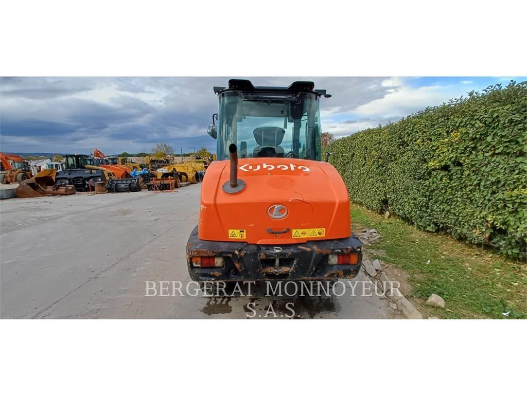 Kubota R065 Kolové nakladače