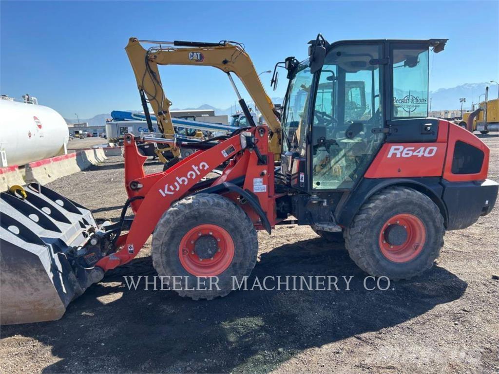 Kubota R640 CWL Kolové nakladače