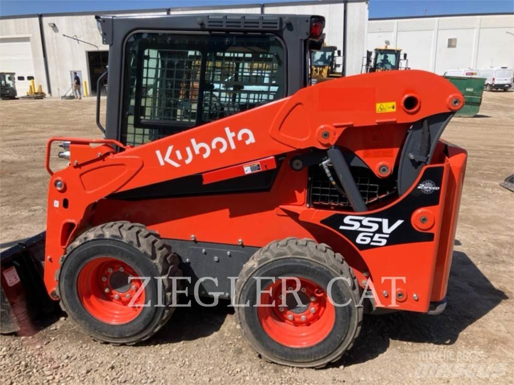 Kubota SSV65 Smykem řízené nakladače