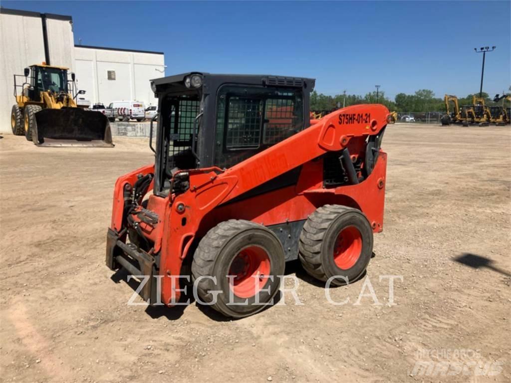 Kubota SSV75 Smykem řízené nakladače