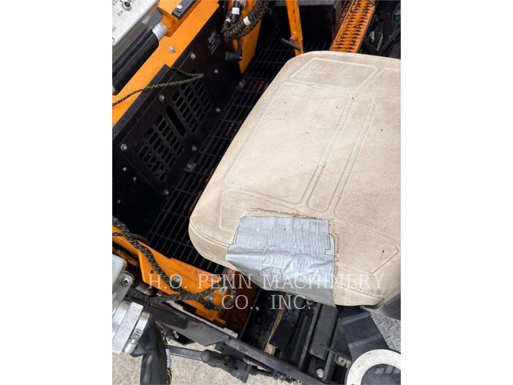 LeeBoy 8520 Finišery