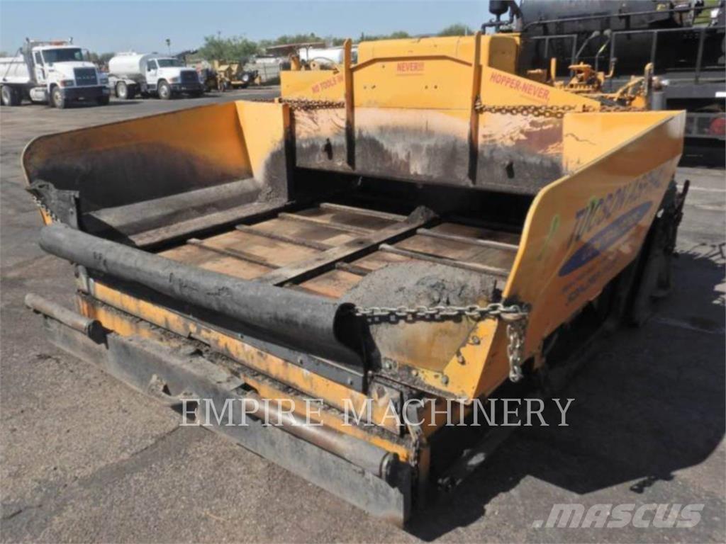 LeeBoy L8500T Finišery