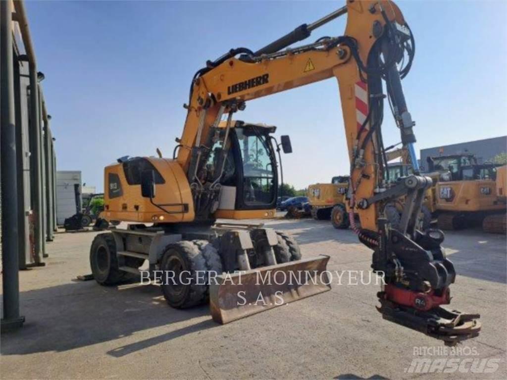 Liebherr A913 Kolová rýpadla