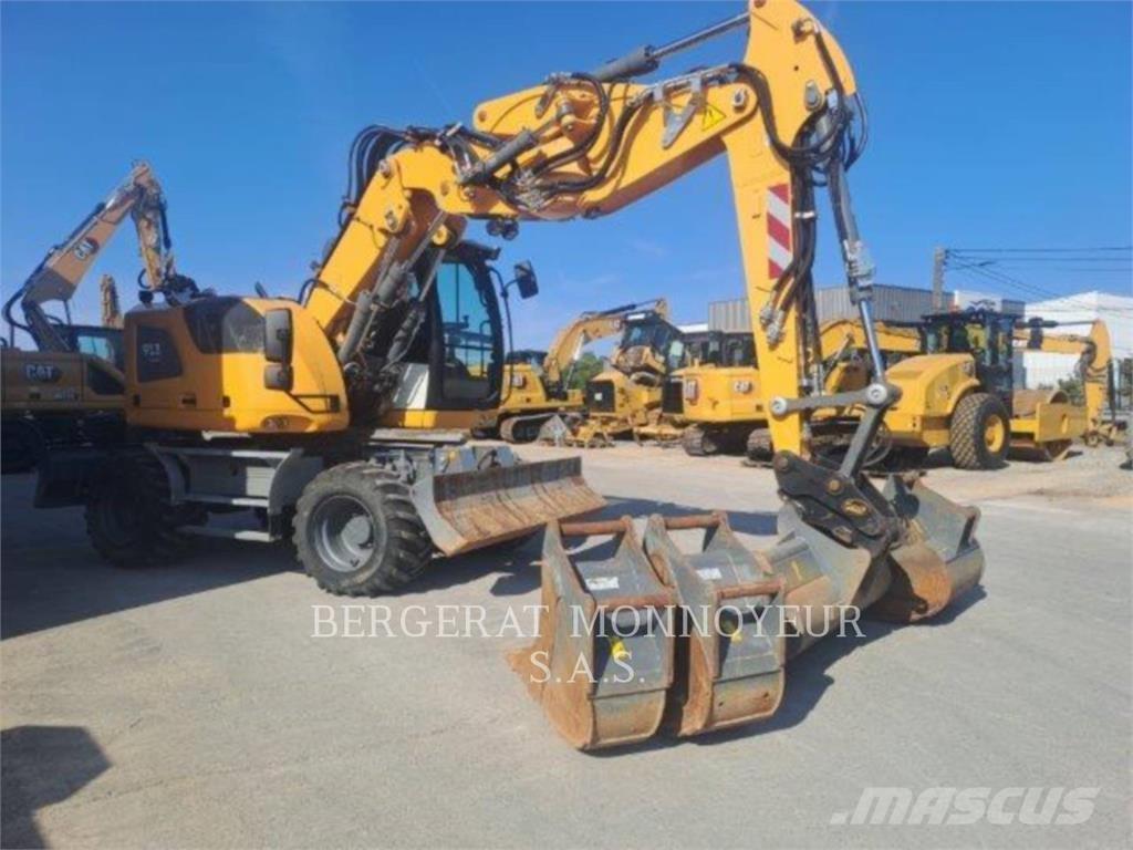 Liebherr A913 Kolová rýpadla