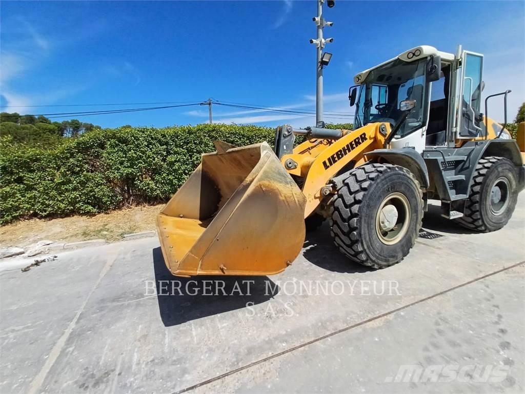 Liebherr L538 Kolové nakladače