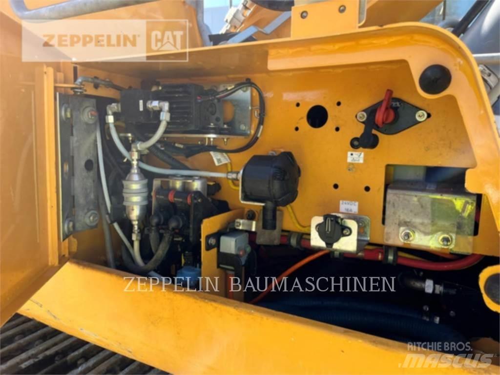 Liebherr R936NLC Pásová rýpadla