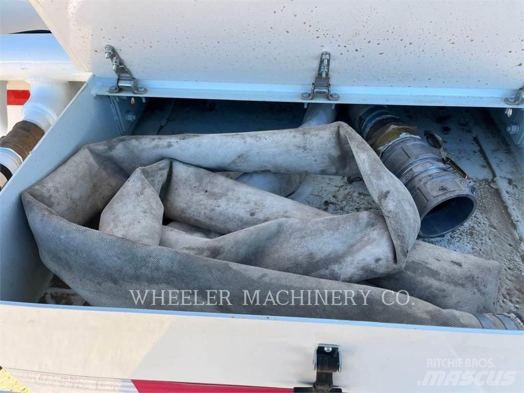 Mack WT2000 A Cisternové vozy