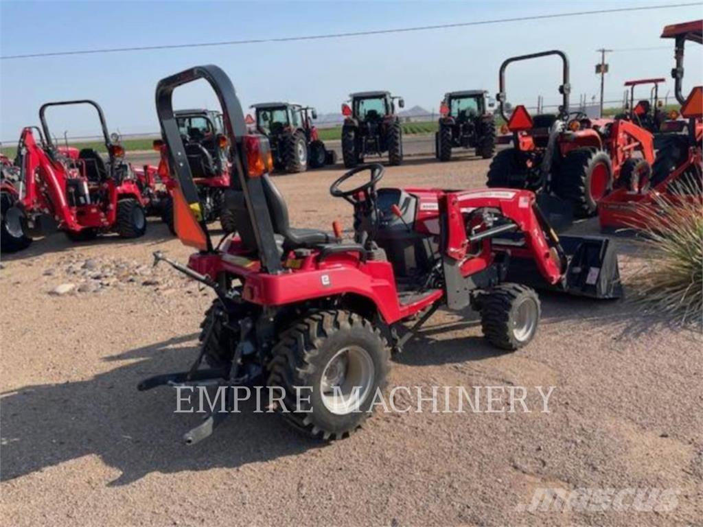 Massey Ferguson GC1723E Traktory