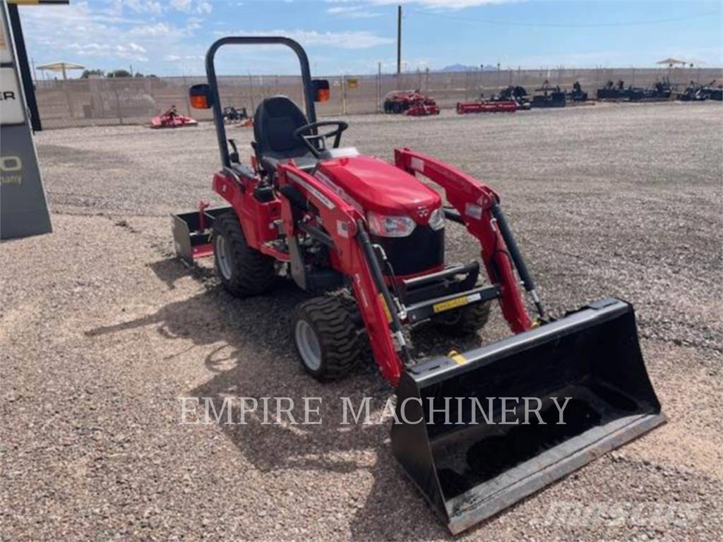 Massey Ferguson GC1723E Traktory