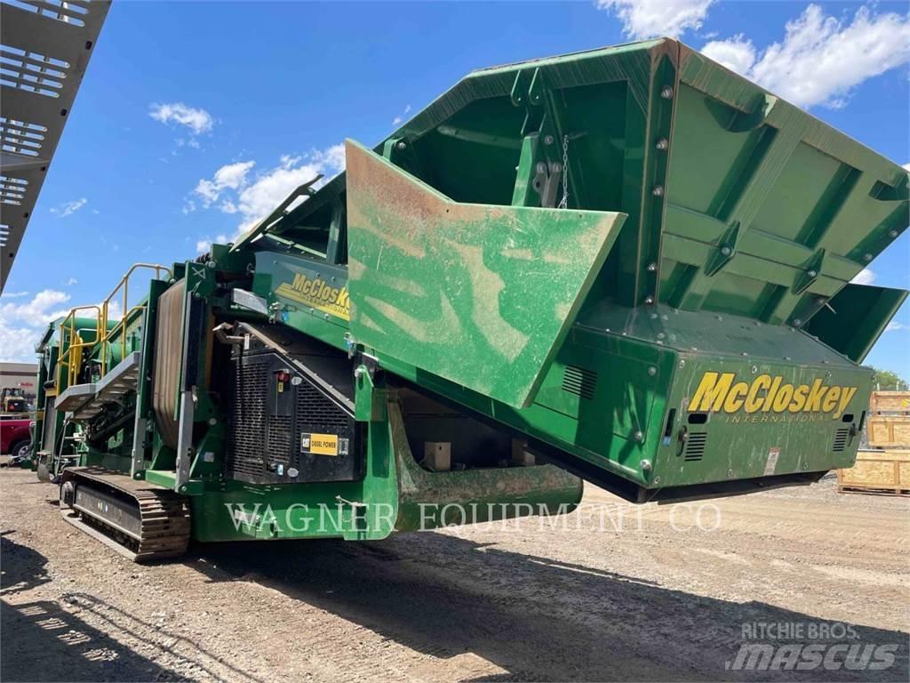 McCloskey R230 Drtící zařízení