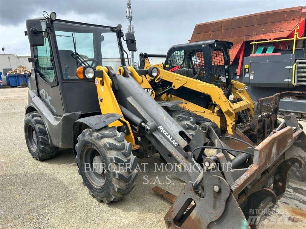 Mecalac AX850 Kolové nakladače