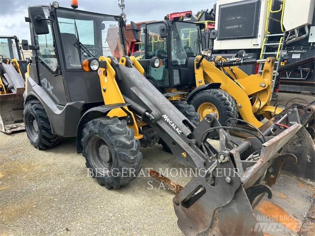 Mecalac AX850 Kolové nakladače