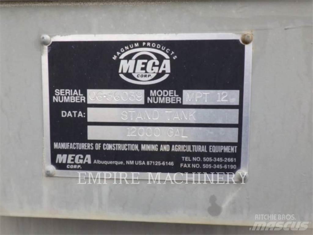 Mega CORP 12K TOWER Nádrže, tanky