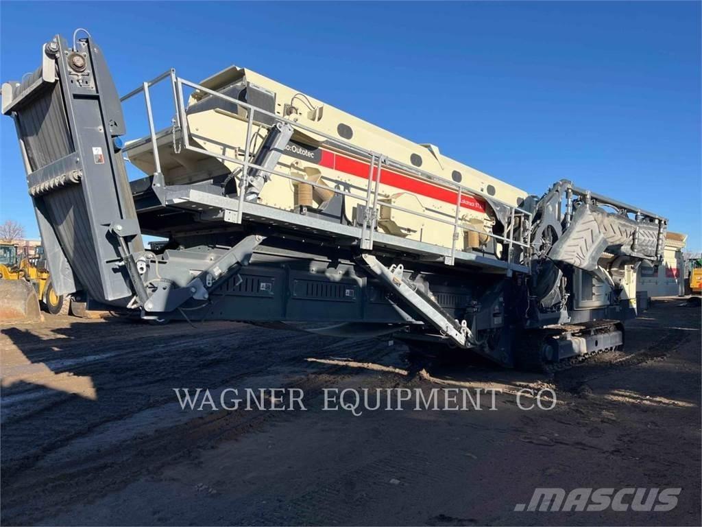 Metso ST3.8 Mobilní drtiče
